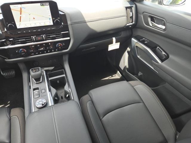 new 2025 Nissan Pathfinder car, priced at $44,629