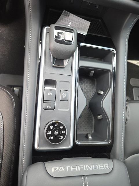 new 2025 Nissan Pathfinder car, priced at $44,629