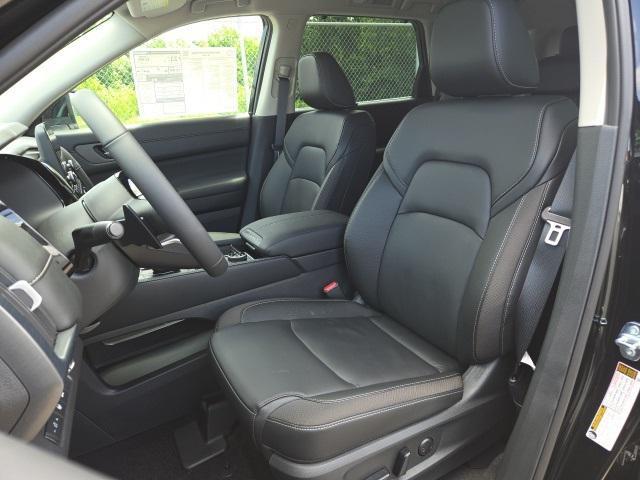 new 2025 Nissan Pathfinder car, priced at $44,629