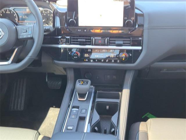 new 2025 Nissan Pathfinder car, priced at $46,676