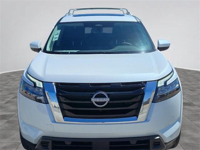 new 2025 Nissan Pathfinder car, priced at $46,676