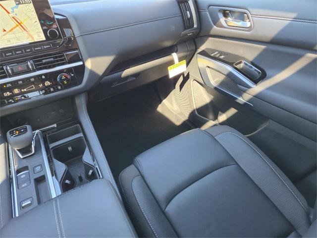 new 2025 Nissan Pathfinder car, priced at $42,477