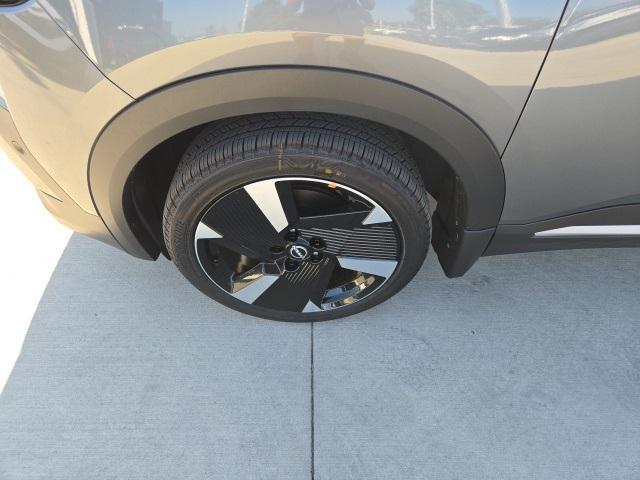 new 2025 Nissan Kicks car, priced at $31,160