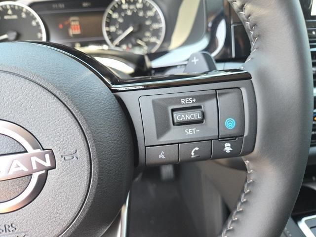 new 2025 Nissan Pathfinder car, priced at $45,785