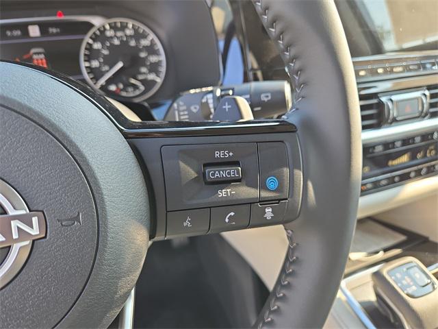 new 2025 Nissan Pathfinder car, priced at $39,114