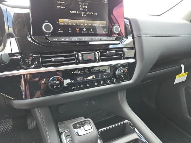new 2025 Nissan Pathfinder car, priced at $43,775