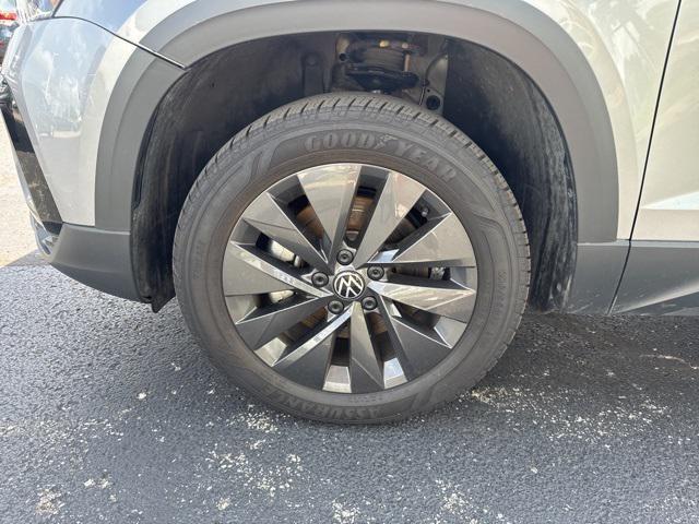 used 2024 Volkswagen Taos car, priced at $20,657