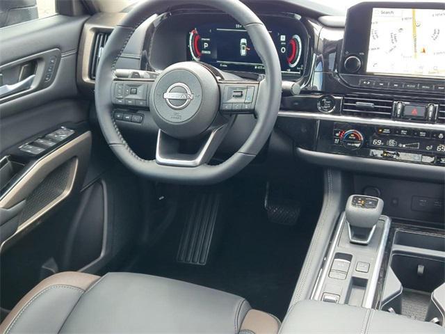 new 2025 Nissan Pathfinder car, priced at $51,053