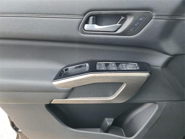 new 2025 Nissan Pathfinder car, priced at $52,584