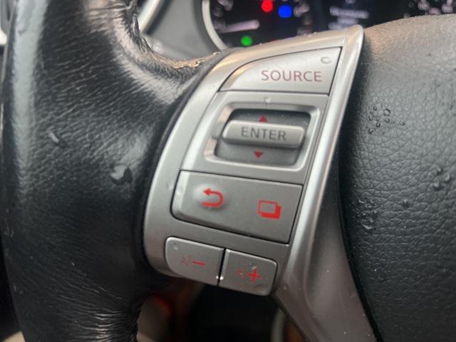 used 2016 Nissan Rogue car, priced at $16,967