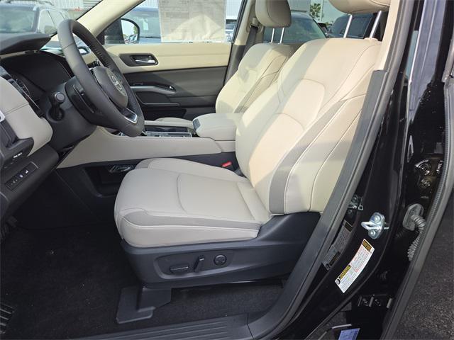 new 2025 Nissan Pathfinder car, priced at $47,079