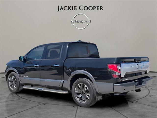 used 2023 Nissan Titan car, priced at $40,324