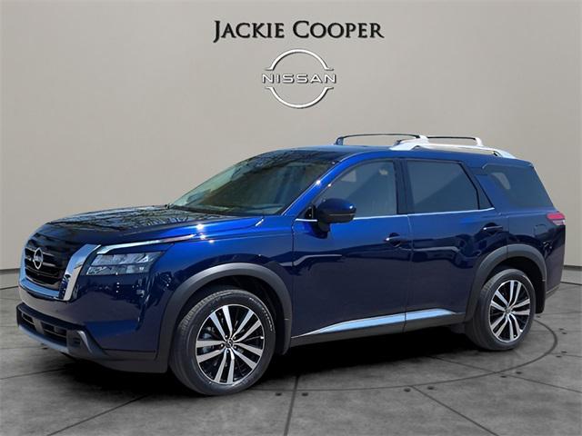 new 2025 Nissan Pathfinder car, priced at $53,108