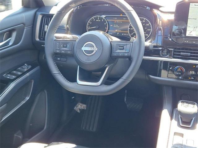 new 2025 Nissan Pathfinder car, priced at $48,622