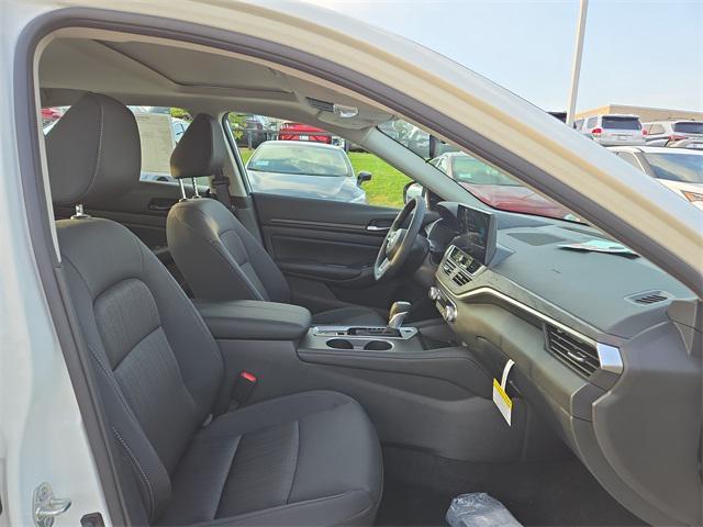 new 2025 Nissan Altima car, priced at $32,305