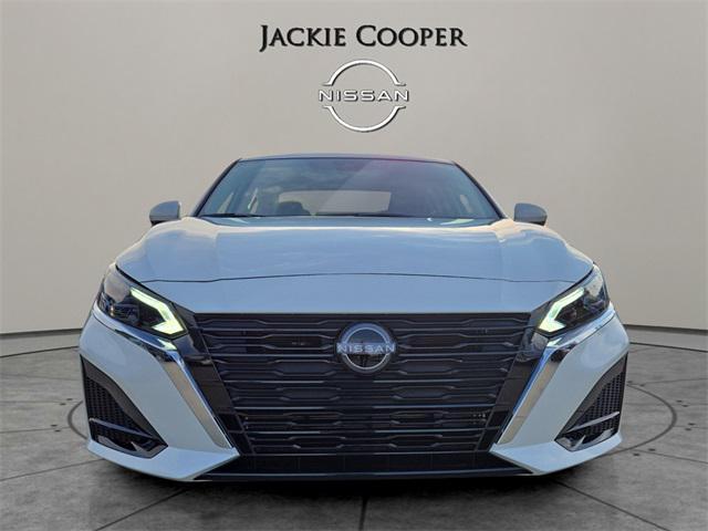 new 2025 Nissan Altima car, priced at $32,305