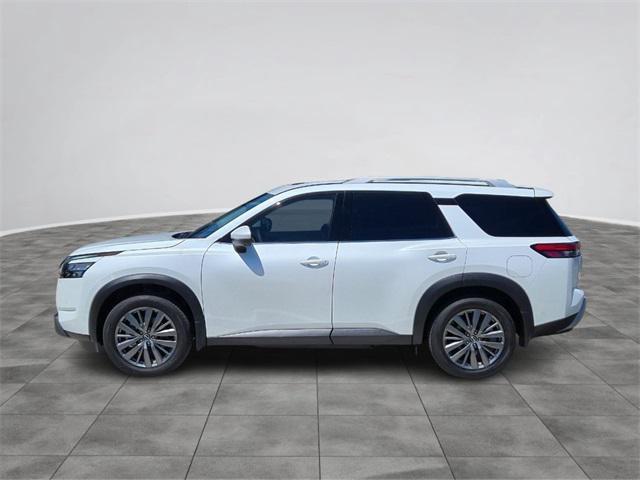 new 2025 Nissan Pathfinder car, priced at $48,622