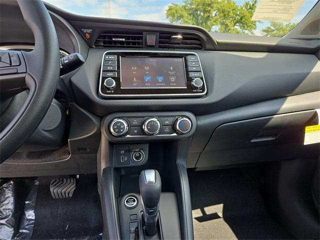 new 2025 Nissan Kicks car, priced at $23,455