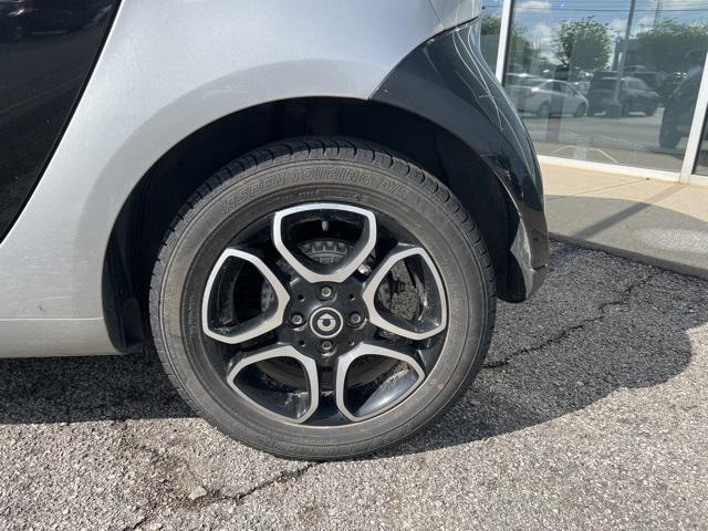 used 2016 smart ForTwo car, priced at $9,988