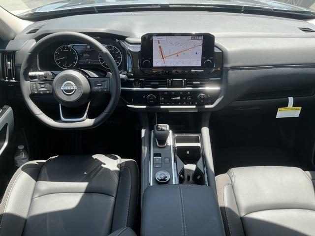 new 2025 Nissan Pathfinder car, priced at $46,510