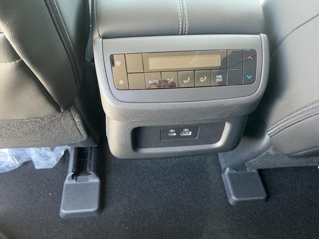 new 2025 Nissan Pathfinder car, priced at $46,510