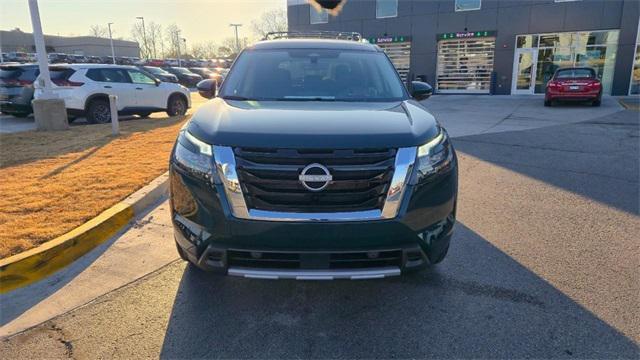 new 2025 Nissan Pathfinder car, priced at $45,246