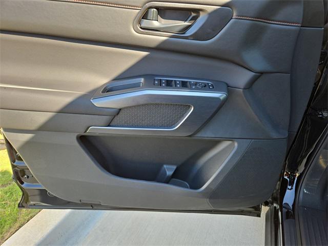 new 2025 Nissan Pathfinder car, priced at $46,505