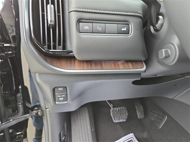 new 2026 Nissan Armada car, priced at $66,220