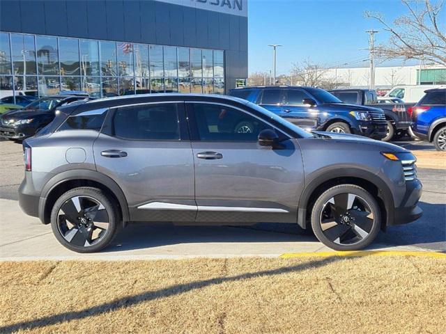 new 2025 Nissan Kicks car, priced at $26,277