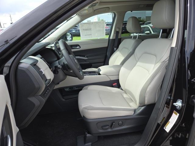 new 2025 Nissan Pathfinder car, priced at $47,835