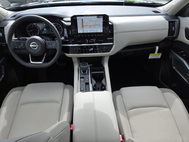 new 2025 Nissan Pathfinder car, priced at $47,835