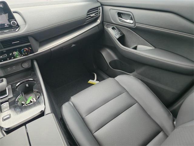 new 2025 Nissan Rogue car, priced at $33,672