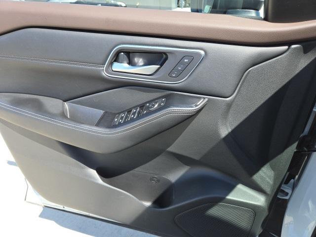used 2021 Nissan Rogue car, priced at $26,413