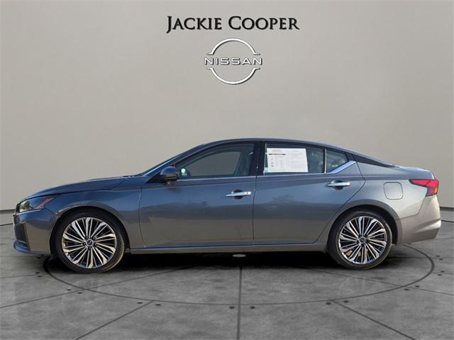 used 2023 Nissan Altima car, priced at $23,460