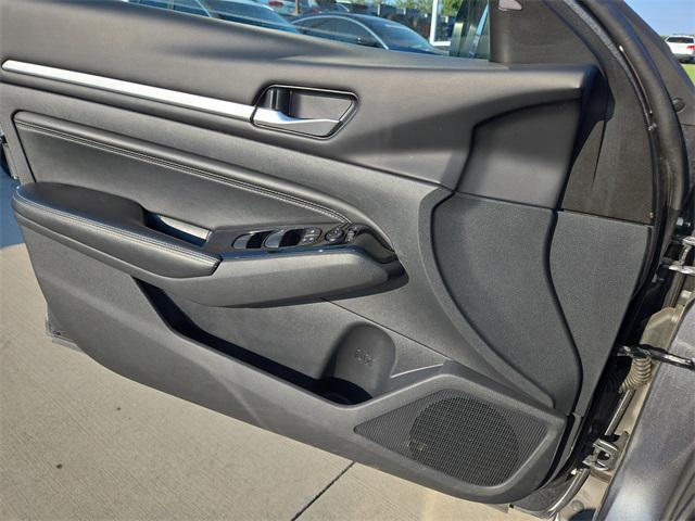 used 2023 Nissan Altima car, priced at $23,460