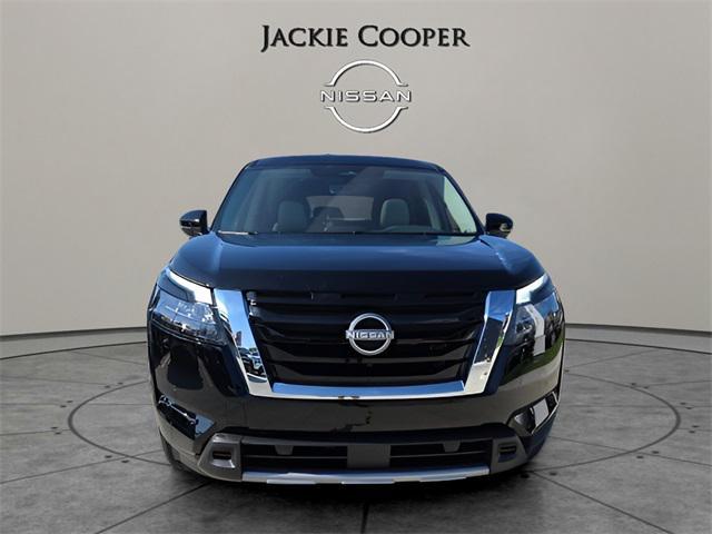 new 2025 Nissan Pathfinder car, priced at $46,187