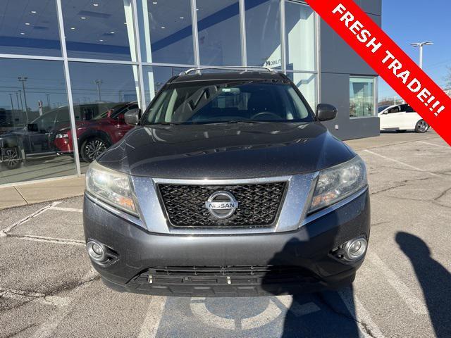 used 2014 Nissan Pathfinder car, priced at $7,500