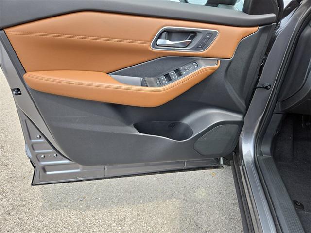 new 2025 Nissan Rogue car, priced at $39,813