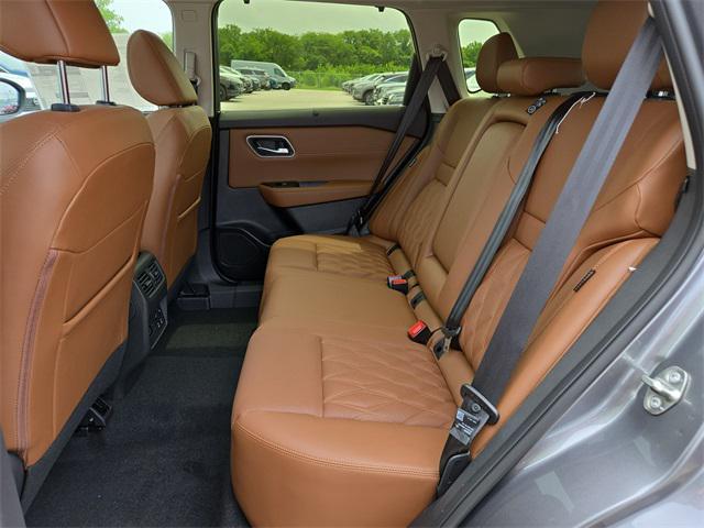 new 2025 Nissan Rogue car, priced at $39,813