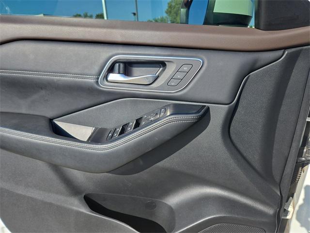 used 2021 Nissan Rogue car, priced at $23,735