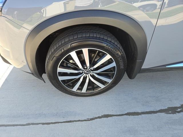 used 2024 Nissan Pathfinder car, priced at $45,818