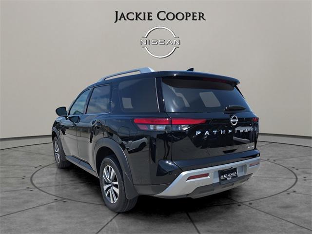 new 2025 Nissan Pathfinder car, priced at $46,510