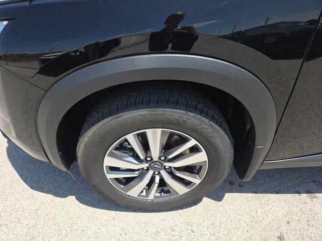 new 2025 Nissan Pathfinder car, priced at $46,510