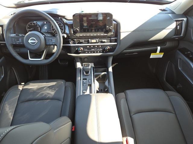 new 2025 Nissan Pathfinder car, priced at $46,604