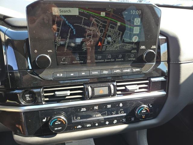 new 2025 Nissan Pathfinder car, priced at $46,604