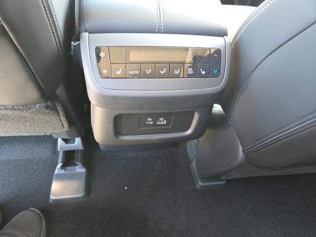 new 2025 Nissan Pathfinder car, priced at $46,604