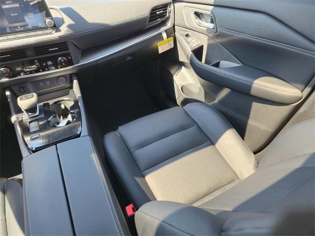 new 2025 Nissan Rogue car, priced at $33,672
