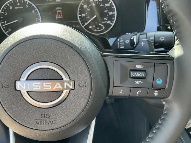 new 2025 Nissan Pathfinder car, priced at $47,555