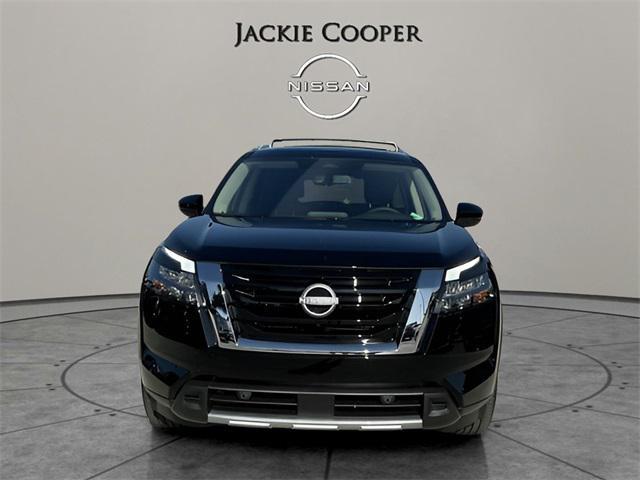 new 2025 Nissan Pathfinder car, priced at $47,555