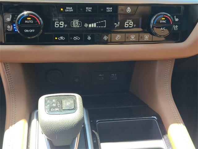 new 2025 Nissan Pathfinder car, priced at $52,562
